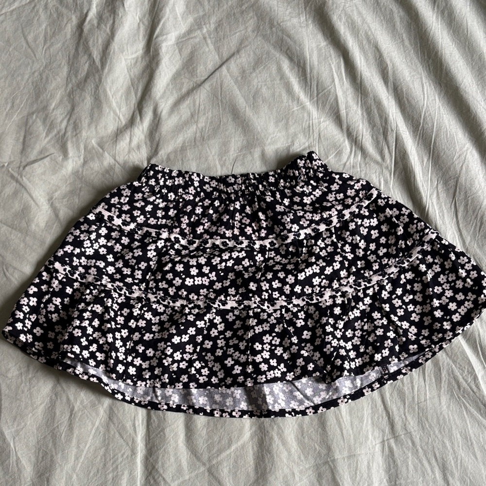 Zara Floral Black Skirt 2T NWT